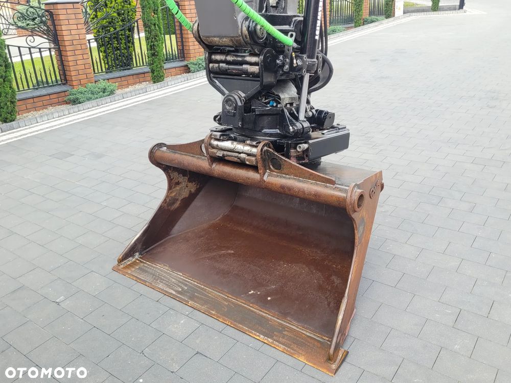 Volvo EWR150E / ROTOTILT ze szczypcami / 2018rok / - 18