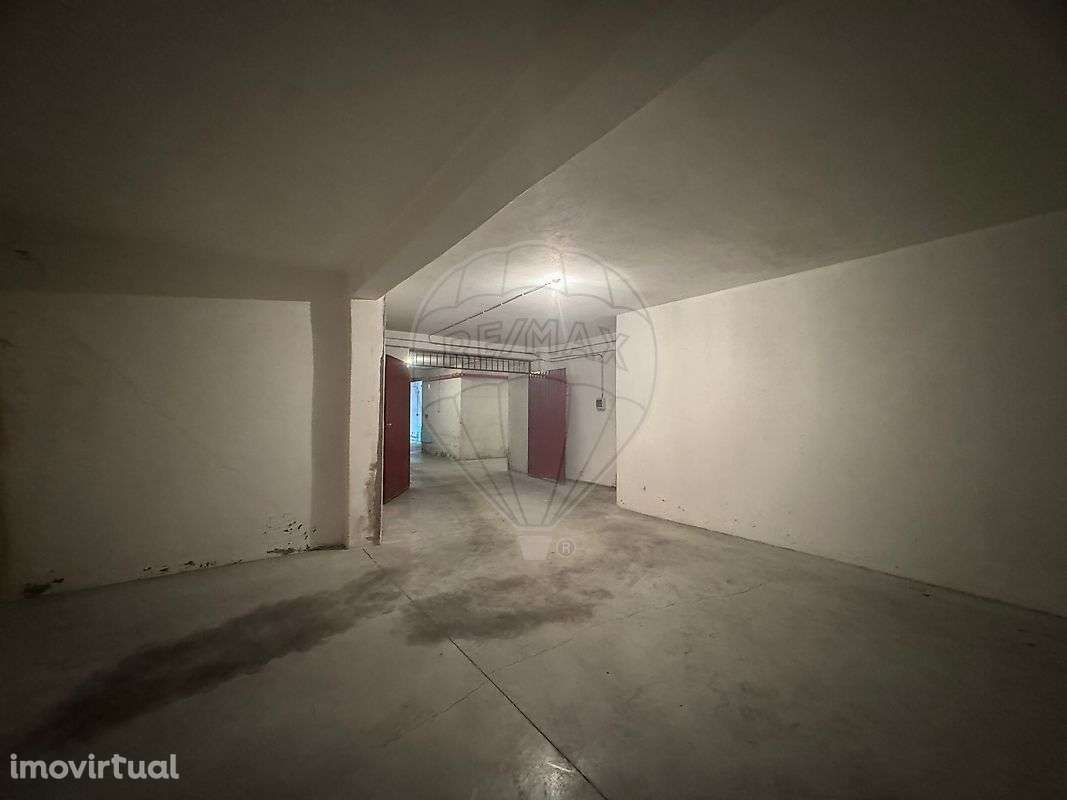 Garagem  para arrendamento - Grande imagem: 4/5