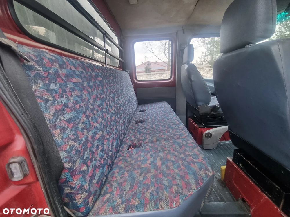 Mercedes-Benz Sprinter - 5