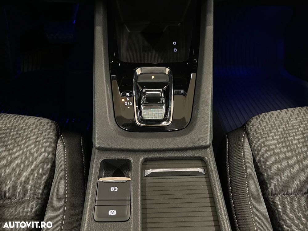 Skoda Octavia 2.0 TDI DSG Style - 25