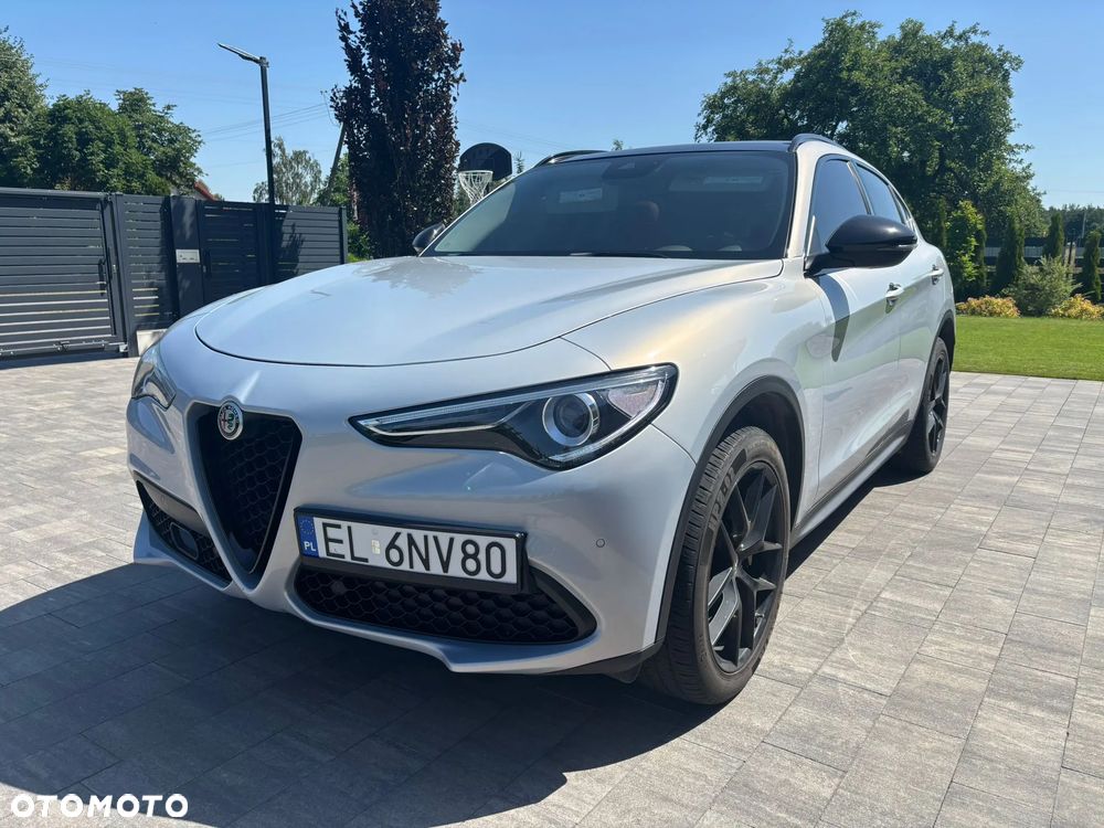 Alfa Romeo Stelvio - 4