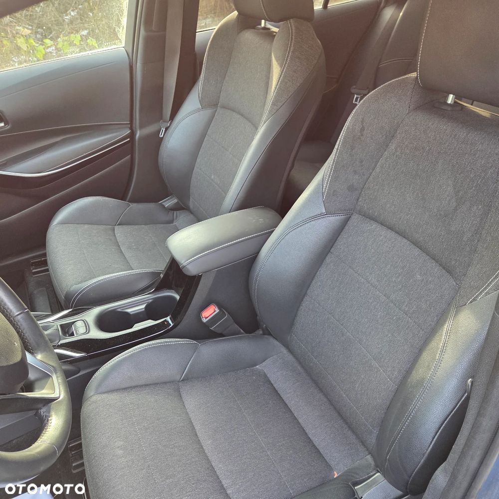 Toyota Corolla 1.8 Hybrid Executive - 7