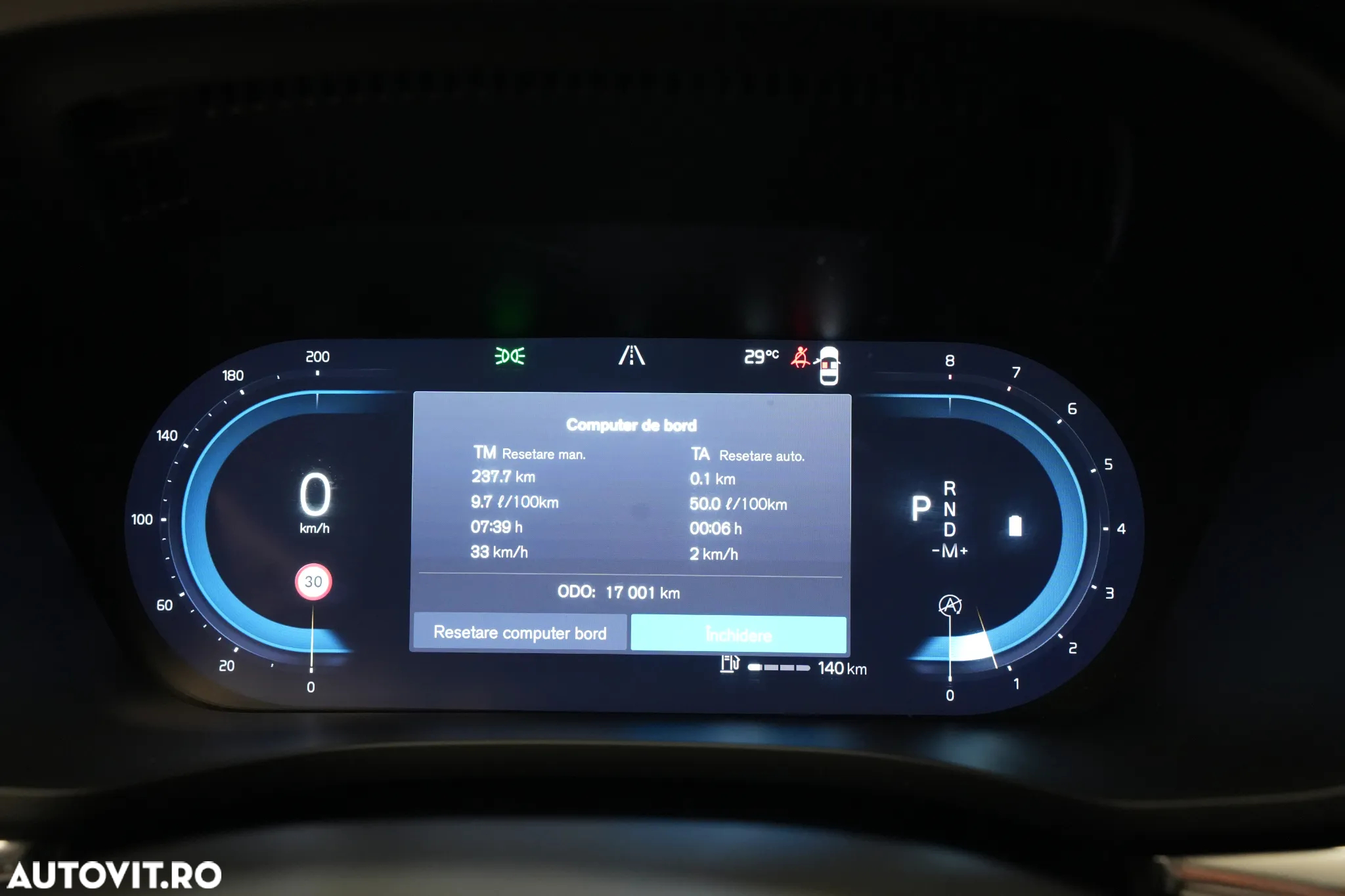 Volvo XC 60 B4 B Plus Dark - 15