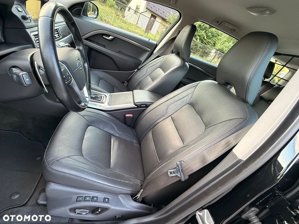 Volvo V70 D4 Drive-E Momentum - 24