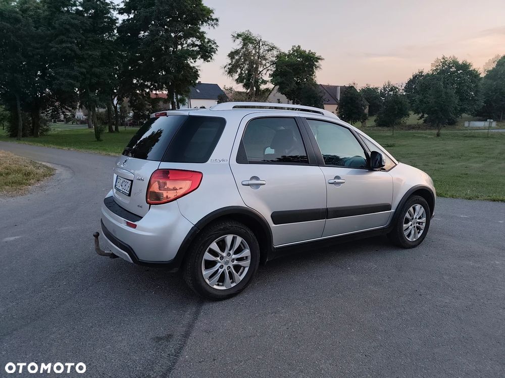 Suzuki SX4 1.6 Topline Edition 4WD - 4