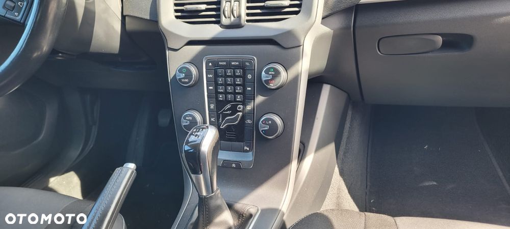 Volvo V40 - 22