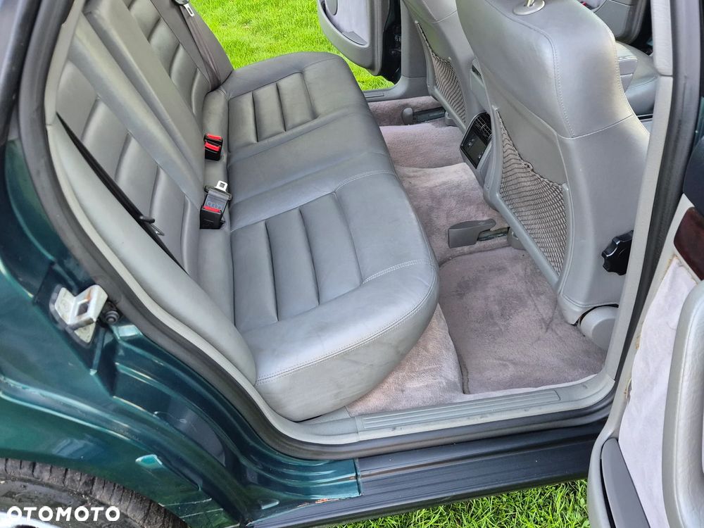Audi S6 Limousine - 24
