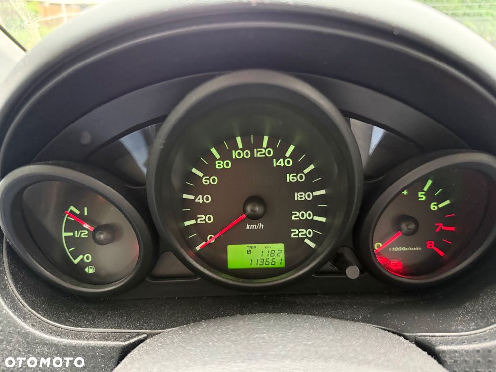 Mitsubishi Colt 1.3 Inform - 8