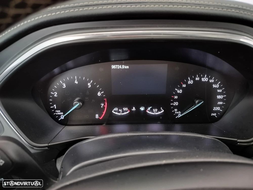 Ford Focus 1.5 EcoBoost Vignale - 13