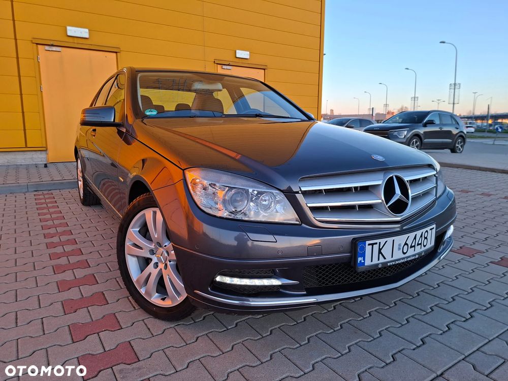 Mercedes-Benz Klasa C 200 Avantgarde Edition - 4