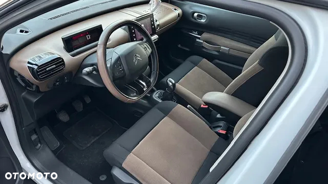 Citroën C4 Cactus 1.2 PureTech Shine EU6 - 8