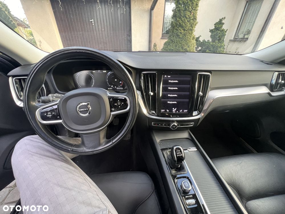 Volvo V60 D3 Momentum - 2
