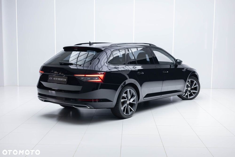 Skoda Superb 2.0 TDI 4x4 DSG Sportline - 11