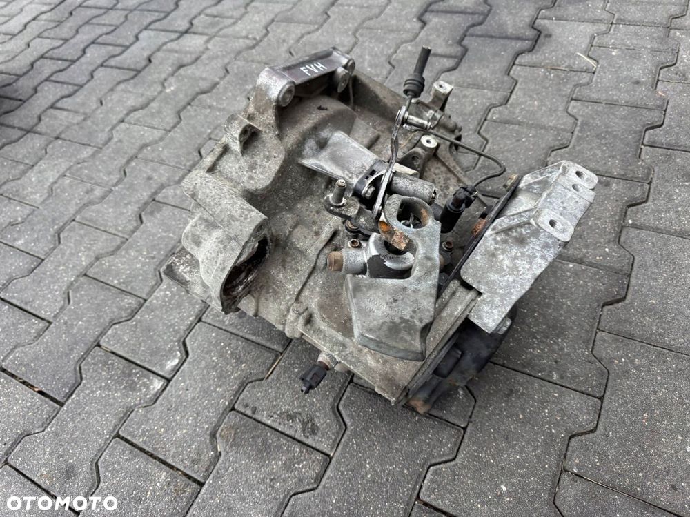 SKRZYNIA BIEGÓW 1.6 8V FVH VW JETTA 2008 - 2