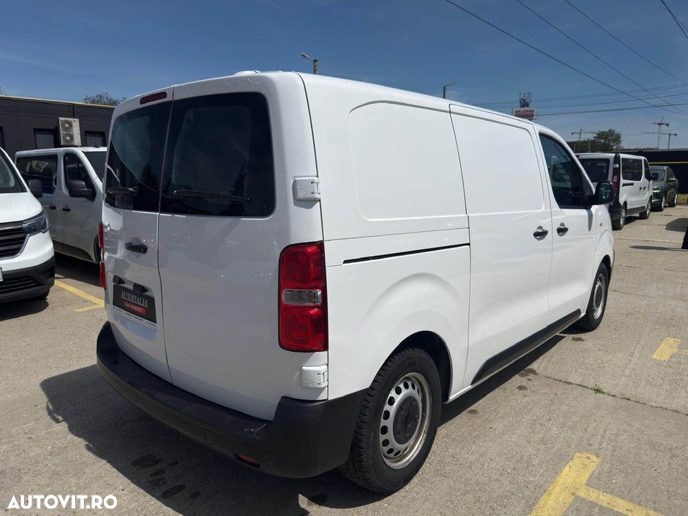 Opel Vivaro - 12