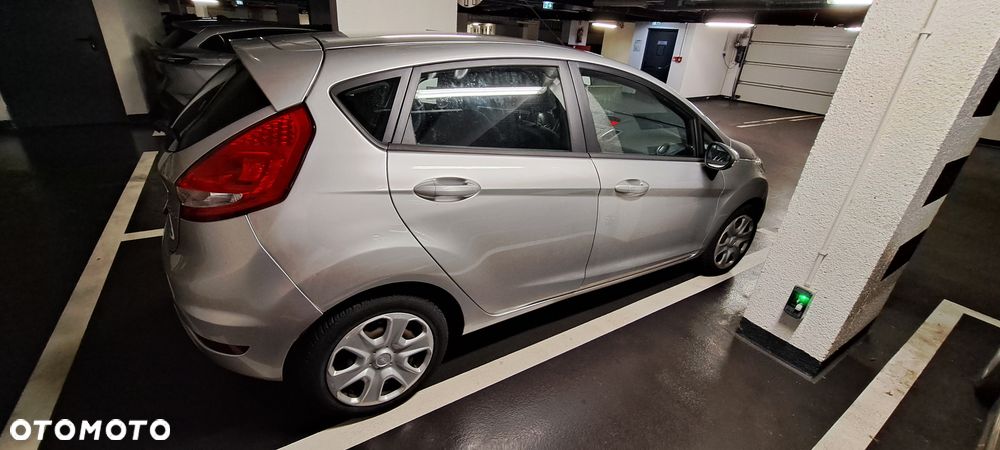 Ford Fiesta 1.25 Trend - 6