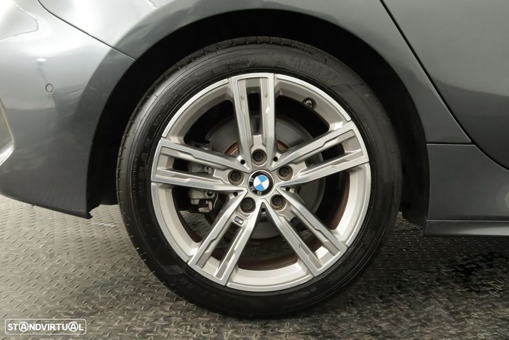 BMW 116 d Pack Desportivo M Auto - 5