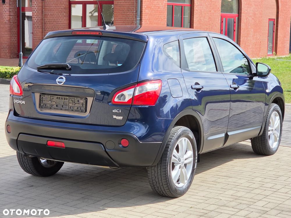 Nissan Qashqai 2.0 dCi DPF lounge - 3