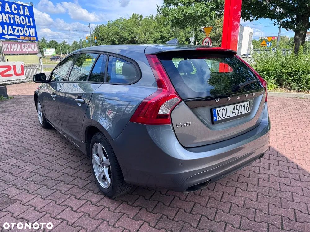 Volvo V60 D2 - 4