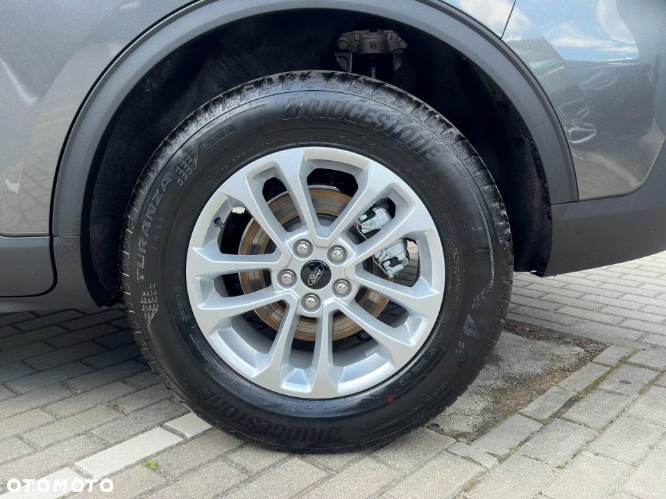 Ford Kuga - 9