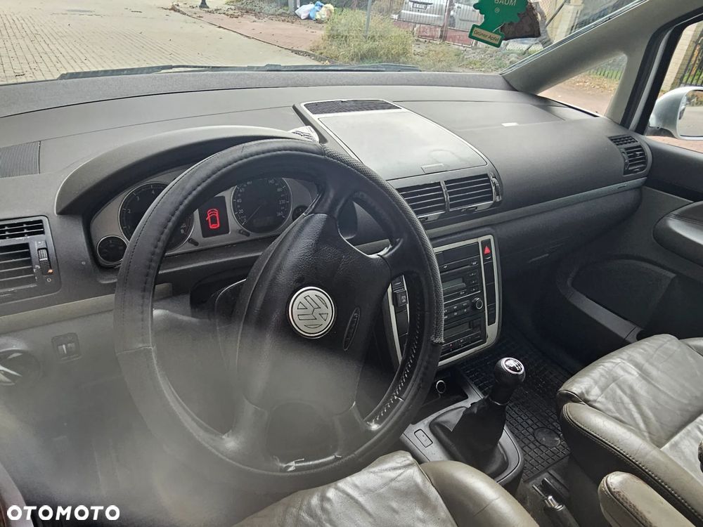 Volkswagen Sharan - 8