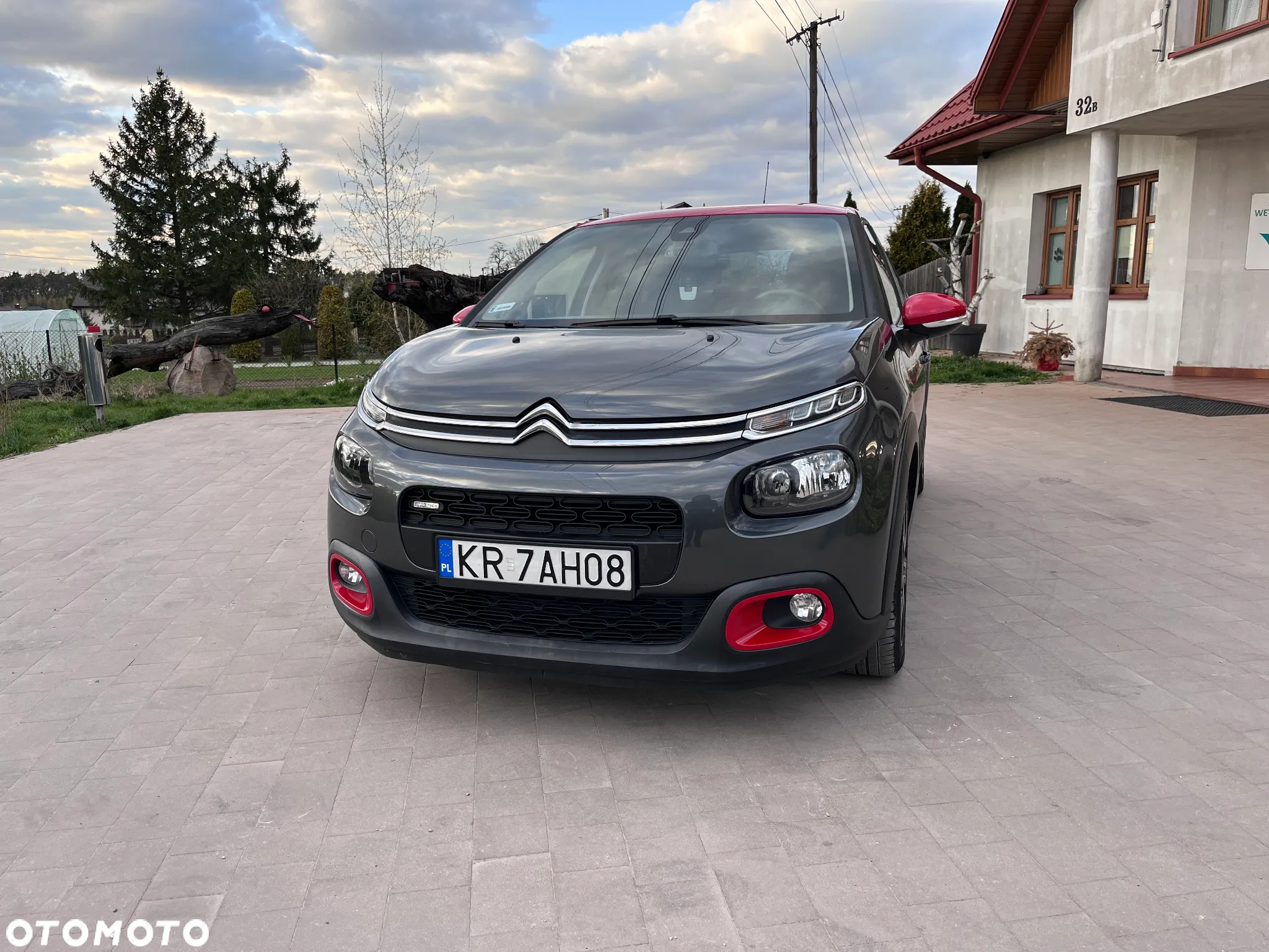 Citroën C3 1.2 PureTech Shine - 2