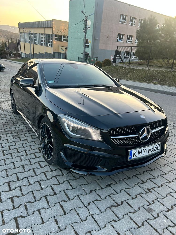 Mercedes-Benz CLA 250 4Matic 7G-DCT - 2
