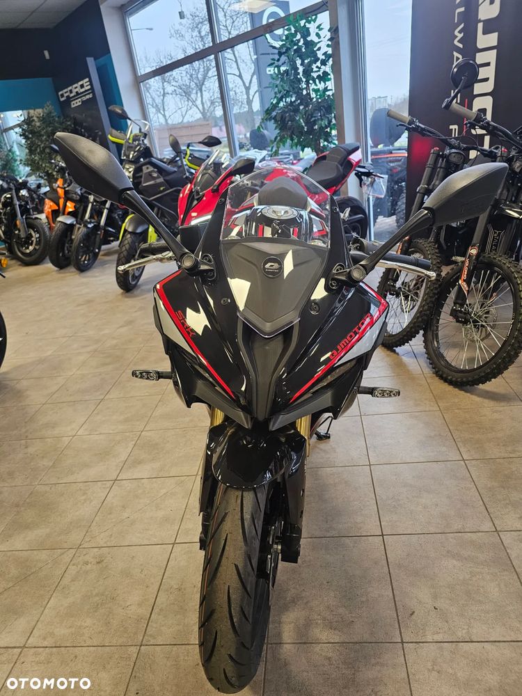 QJMOTOR SRK 125R - 22
