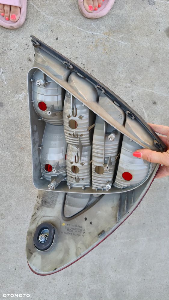 Lampa Mercedes w211 lift  lewy tył - 4