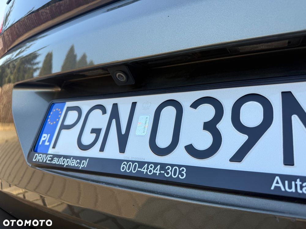 Peugeot 3008 PureTech 130 Stop & Start GPF EAT8 Active Business-Paket - 37