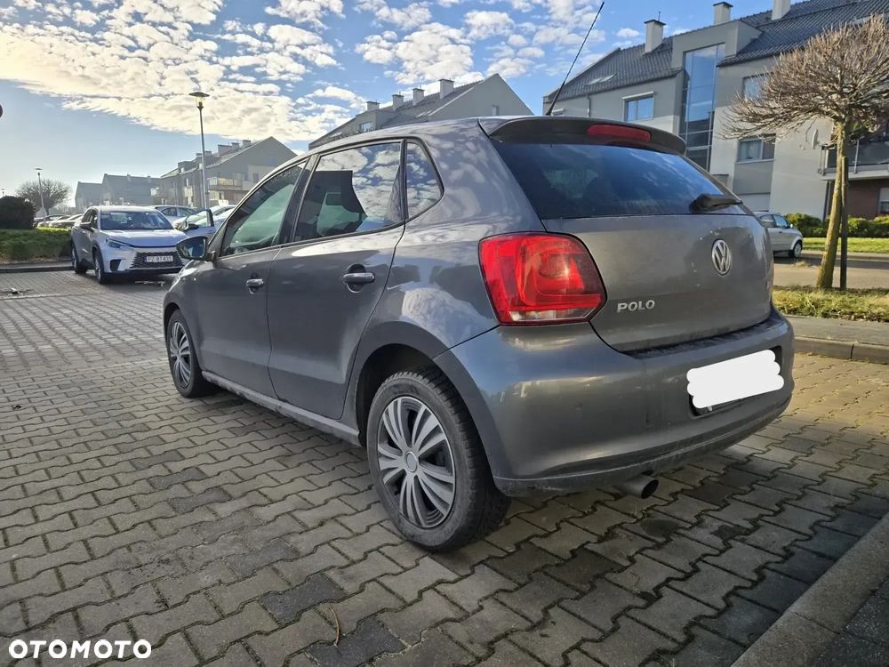 Volkswagen Polo 1.6 TDI DSG Life - 2