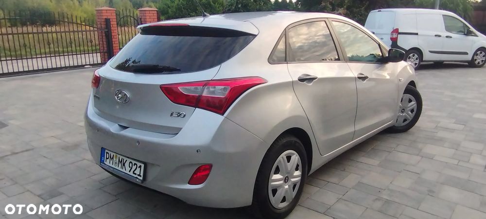 Hyundai i30 1.4 CRDi Advantage - 19