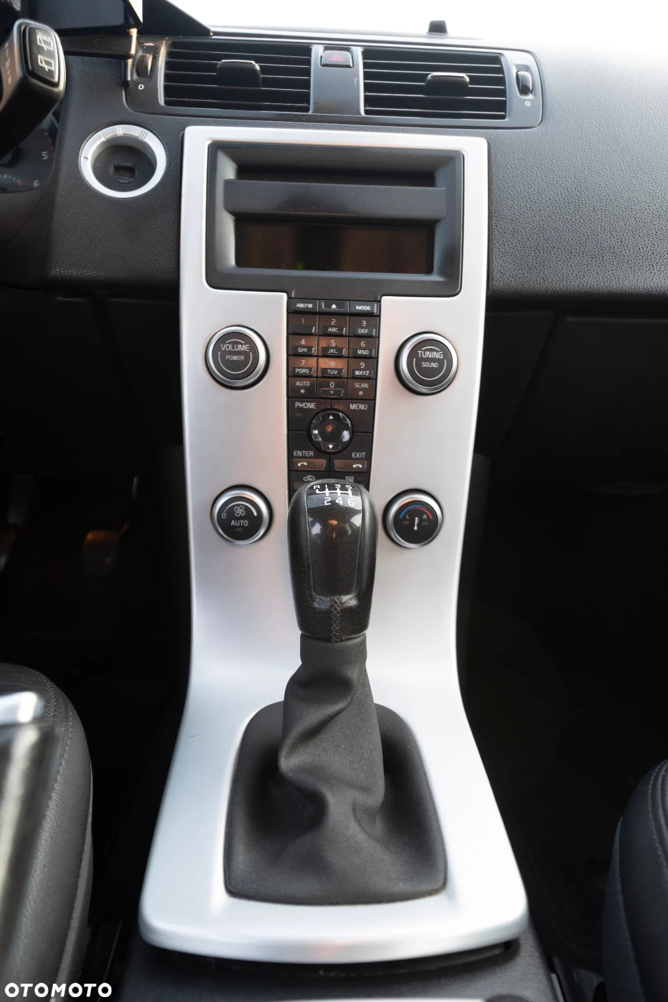 Volvo V50 D2 Summum - 10