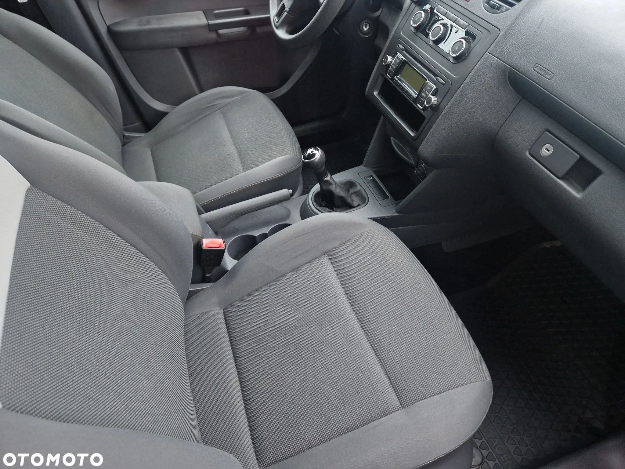 Volkswagen Caddy 1.2 (7-Si.) Edition 30 - 10