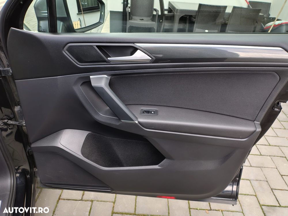 Volkswagen Tiguan - 25