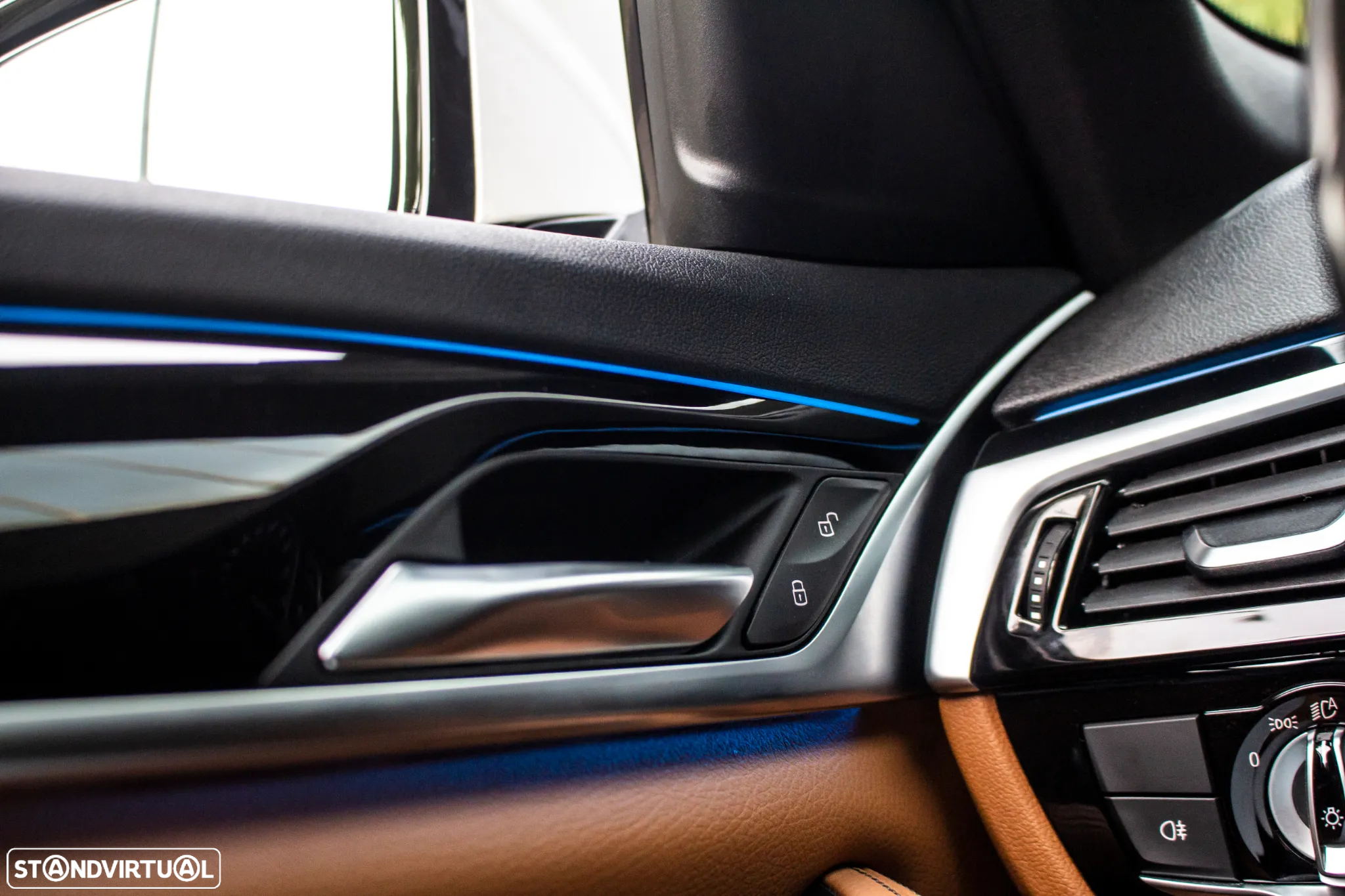 BMW 530 e Pack Desportivo M - 22