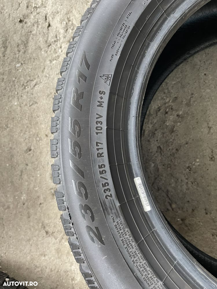 235/55R17 Pirelli CINTURATO winter 2 DOT 2522 - 7