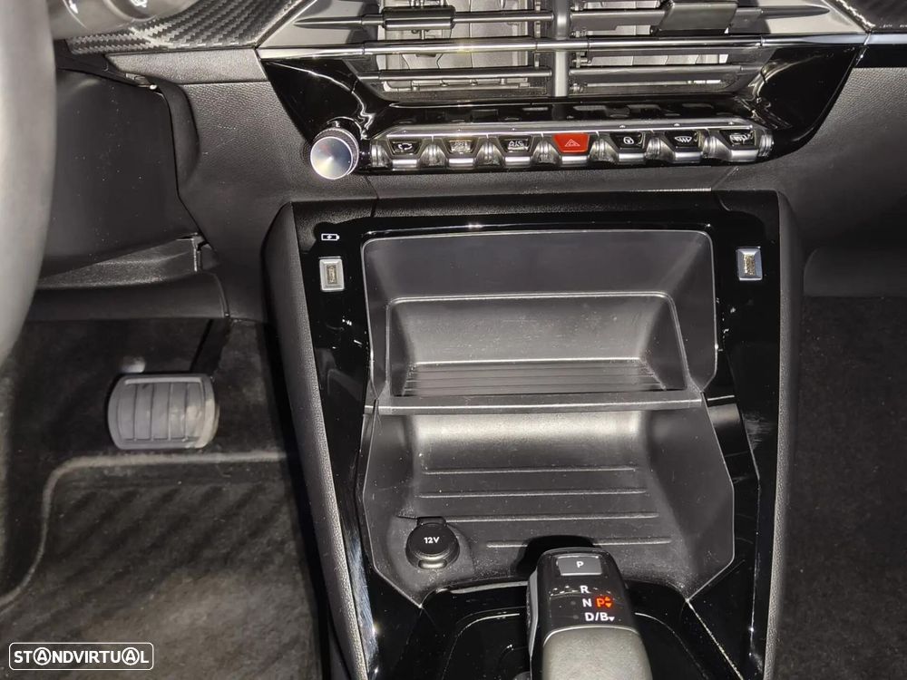 Peugeot e-208 50 kWh Active Pack - 12