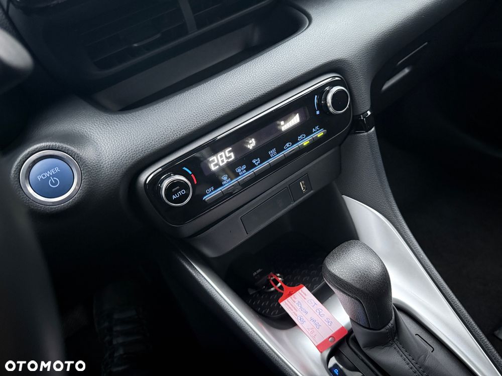 Toyota Yaris 1.5 VVT-i Style - 32