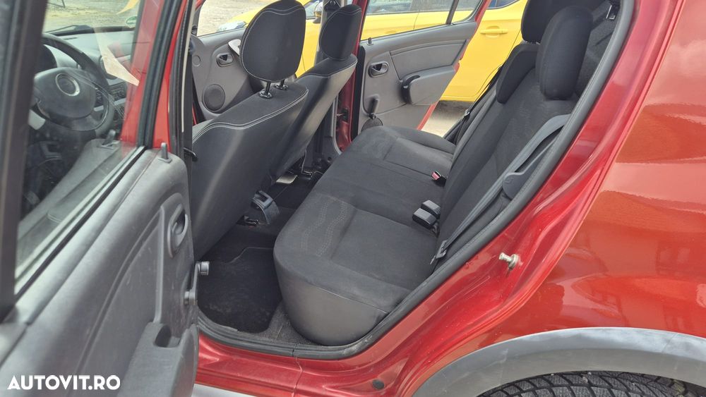 Dacia Sandero Stepway - 8