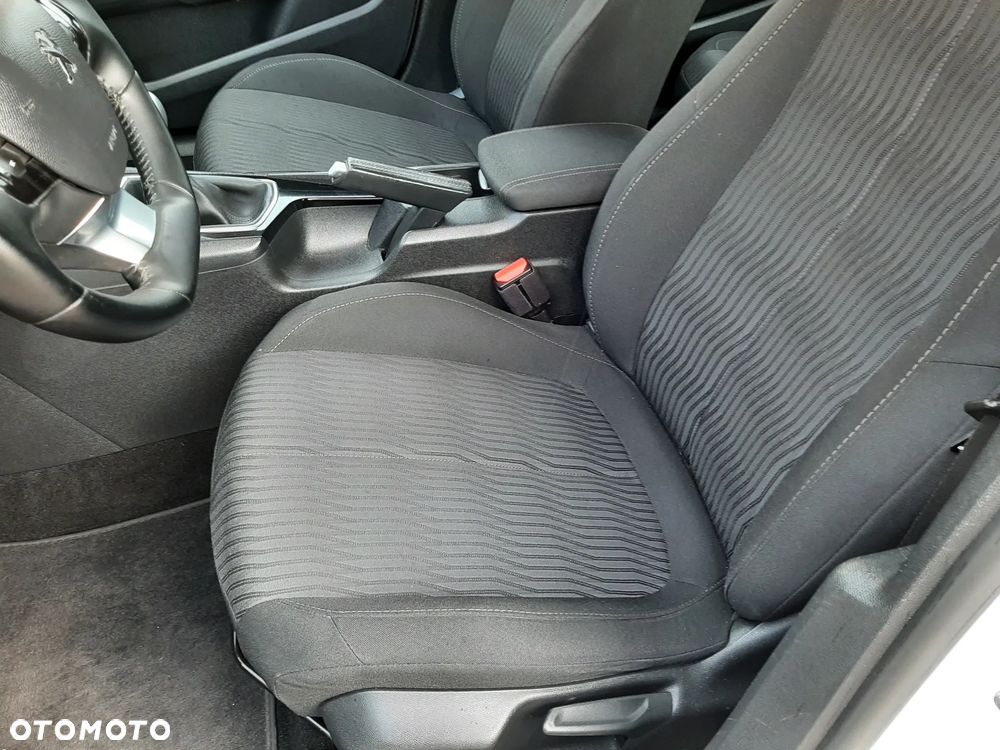 Peugeot 308 1.6 BlueHDi Active S&S - 24