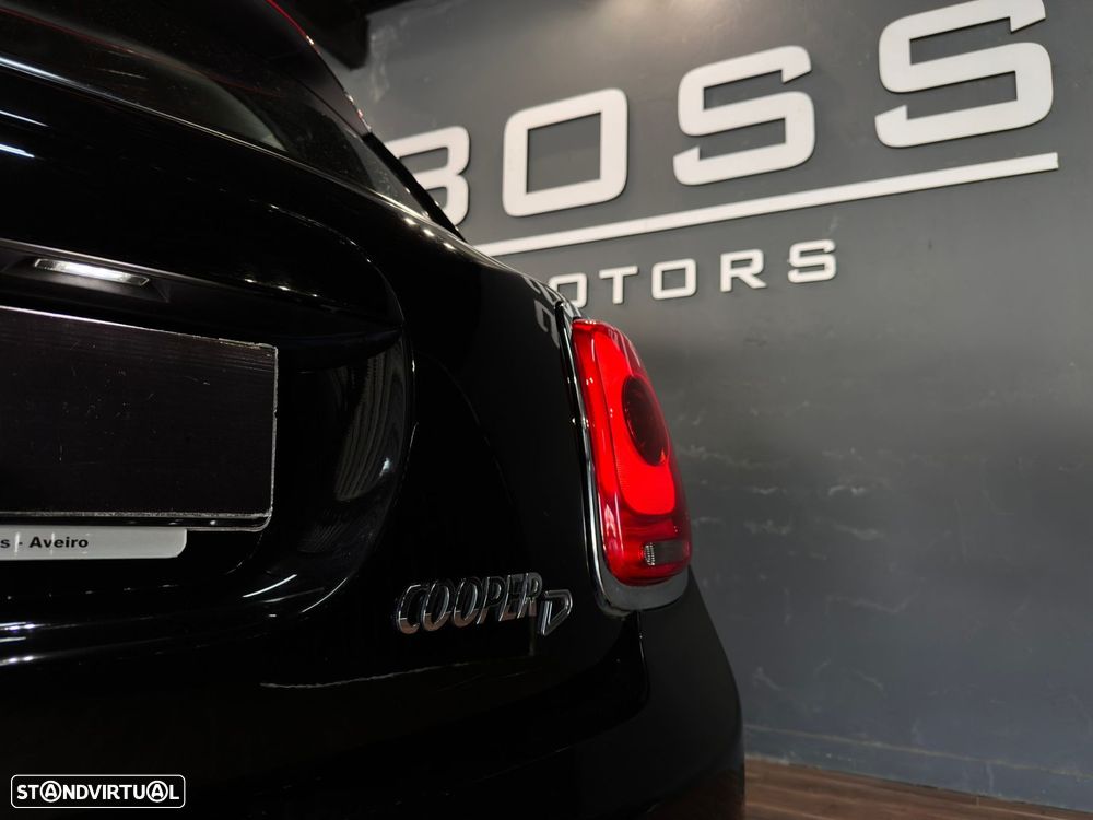 MINI 5 Portas Cooper D - 12
