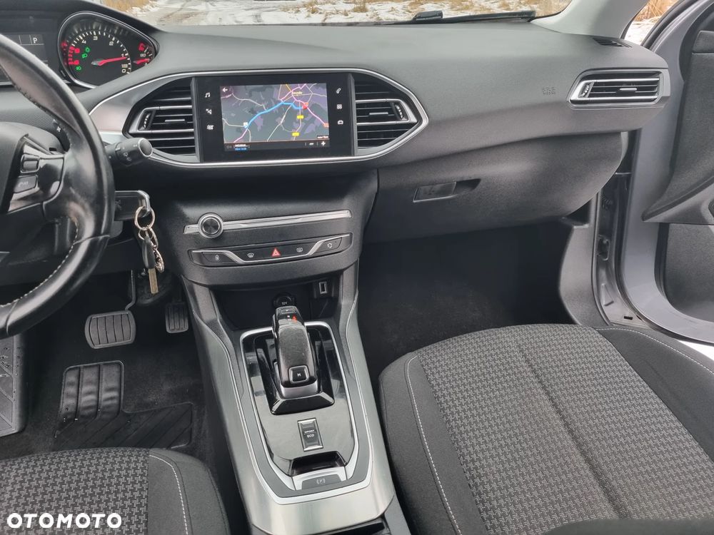 Peugeot 308 BlueHDi FAP 130 EAT6 Stop & Start Allure - 9