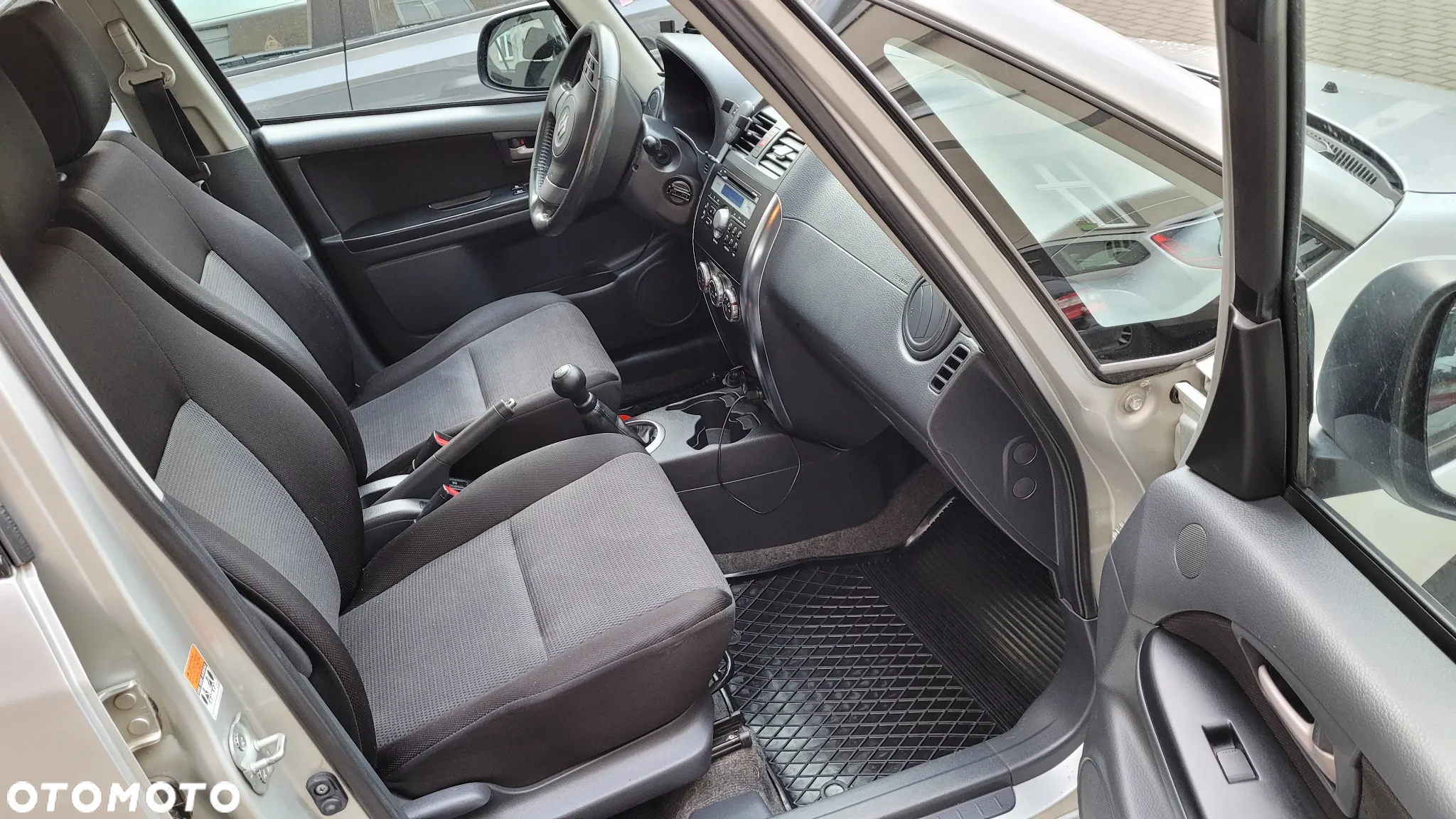 Suzuki SX4 - 9