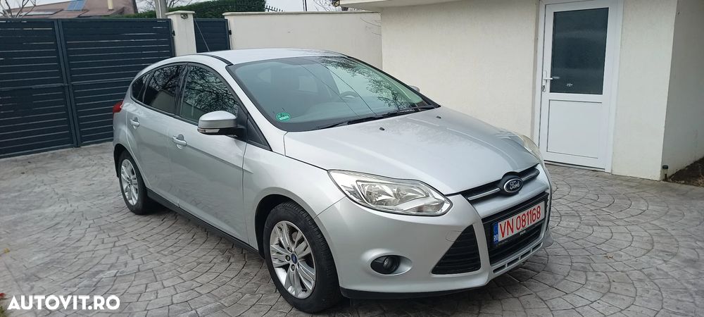 Ford Focus 1.6 Ti-VCT Titanium - 13