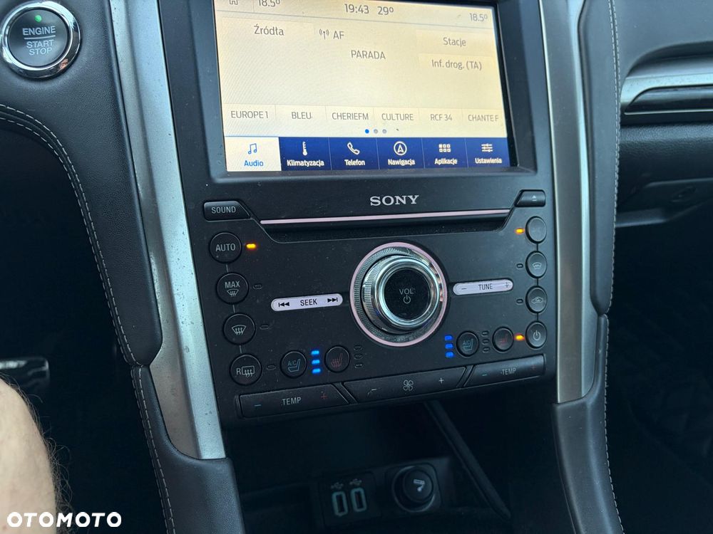 Ford Mondeo Vignale 2.0 Hybrid - 23