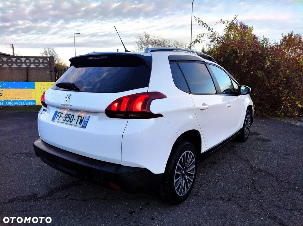 Peugeot 2008 1.5 BlueHDi Active S&S - 3