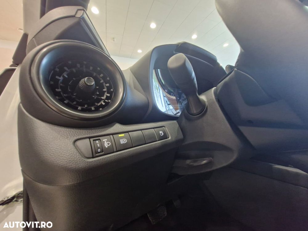 Toyota C-HR - 17