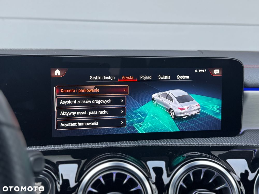 Mercedes-Benz CLA 200 d 4-Matic AMG Line 8G-DCT - 35