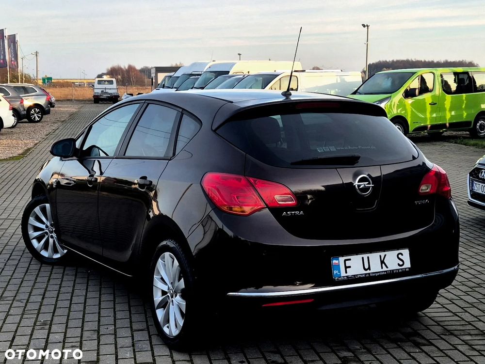 Opel Astra 1.4 Turbo 150 Jahre - 20